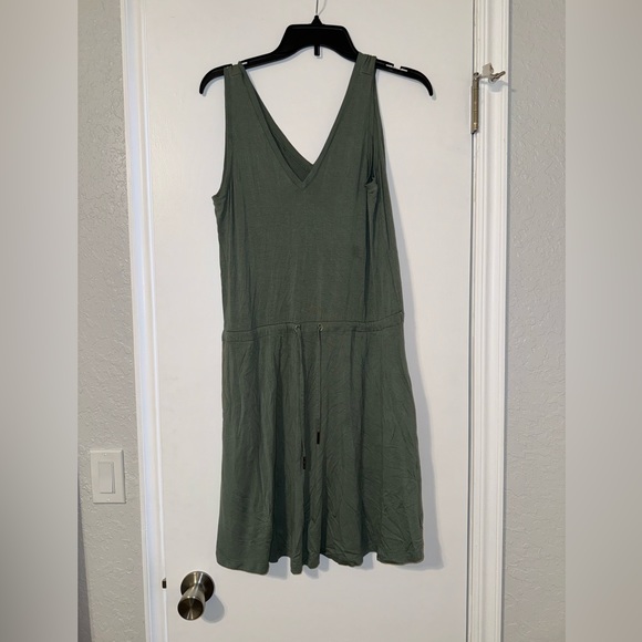 Sweaty Betty Dress - Picture 1 of 4